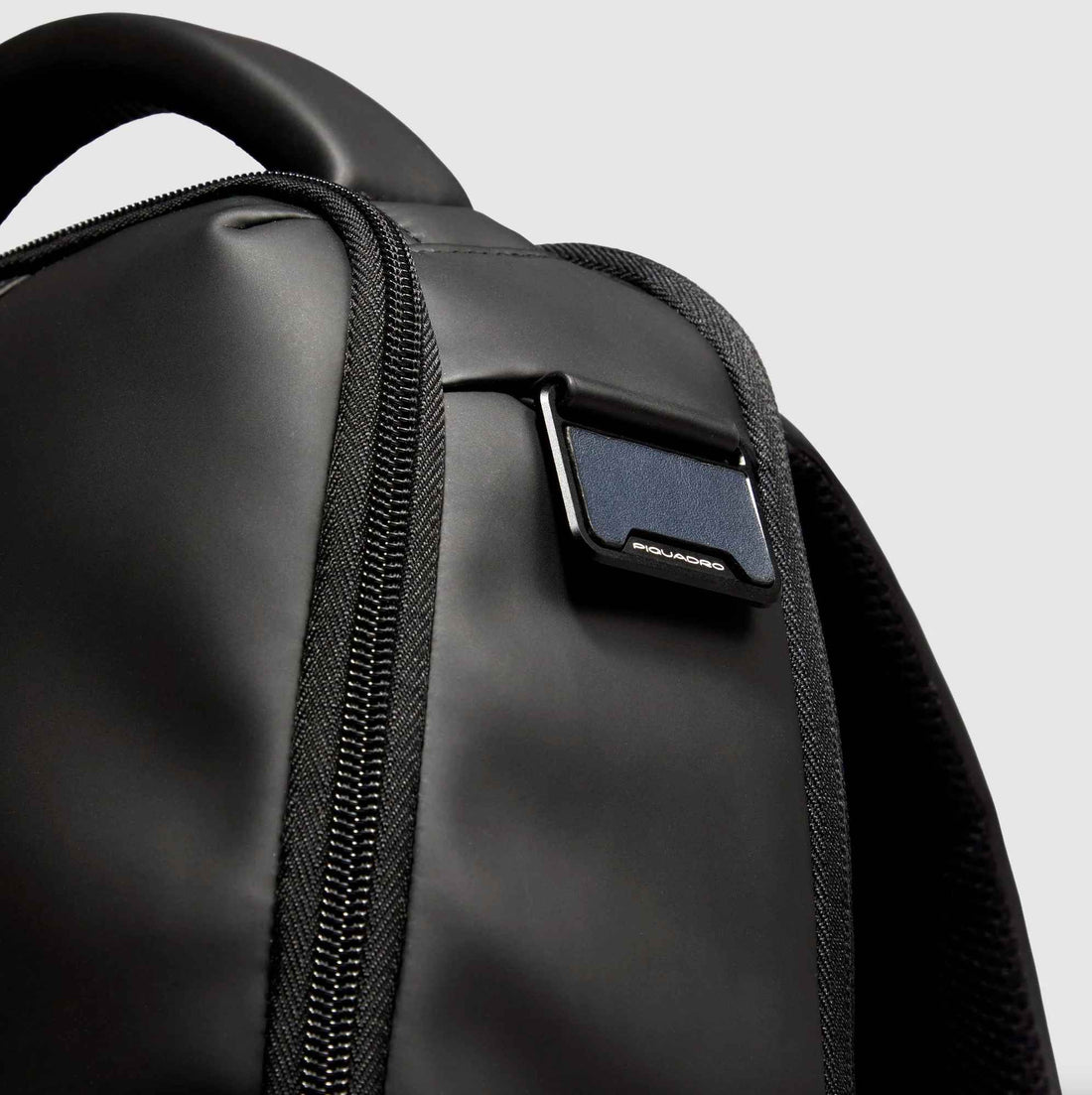 ZAINO PIQUADRO UOMO GOMMATO IMPERMEABILE CA6239W129W NERO 15.6"