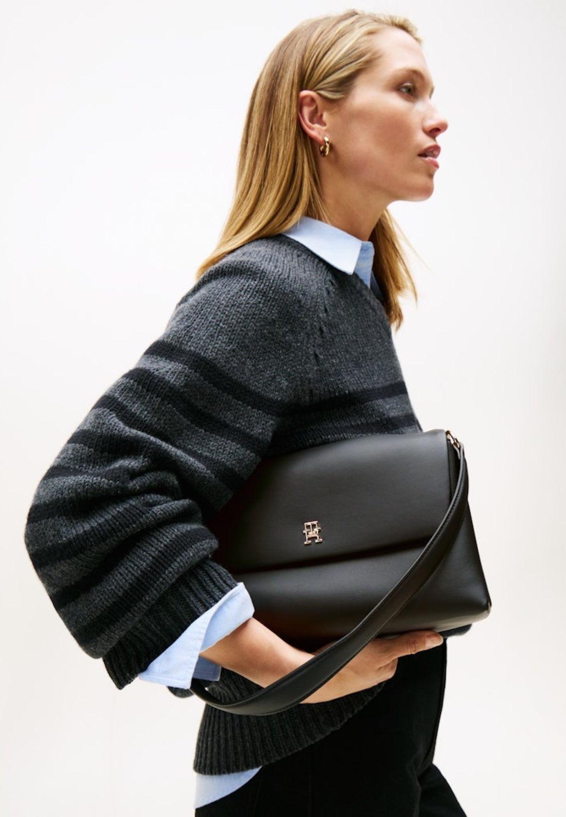 BORSA A SPALLA MEDIUM DONNA TOMMY HILFIGER AW0AW17695 BDS NERO