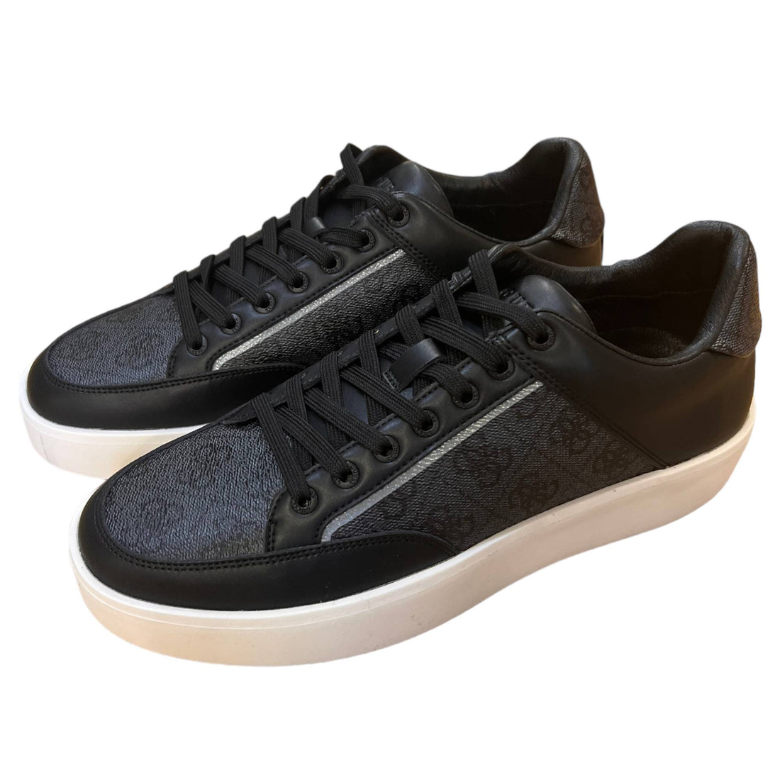 SCARPE SNEAKERS GUESS UOMO FM8PAGLEA12 BLACO NERO