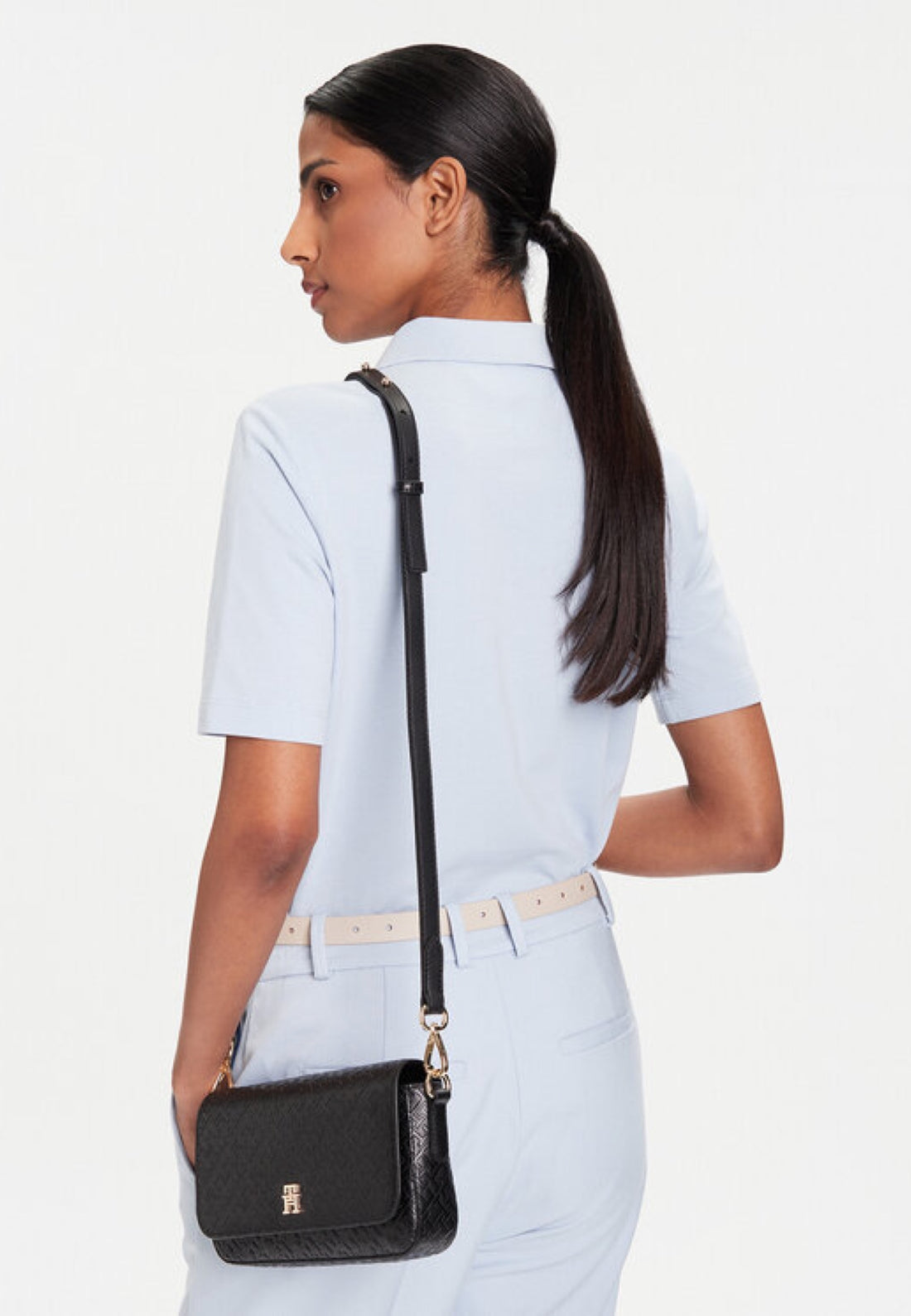 BORSA TRACOLLINA TOMMY HILFIGER AW0AW18002 BDS NERO