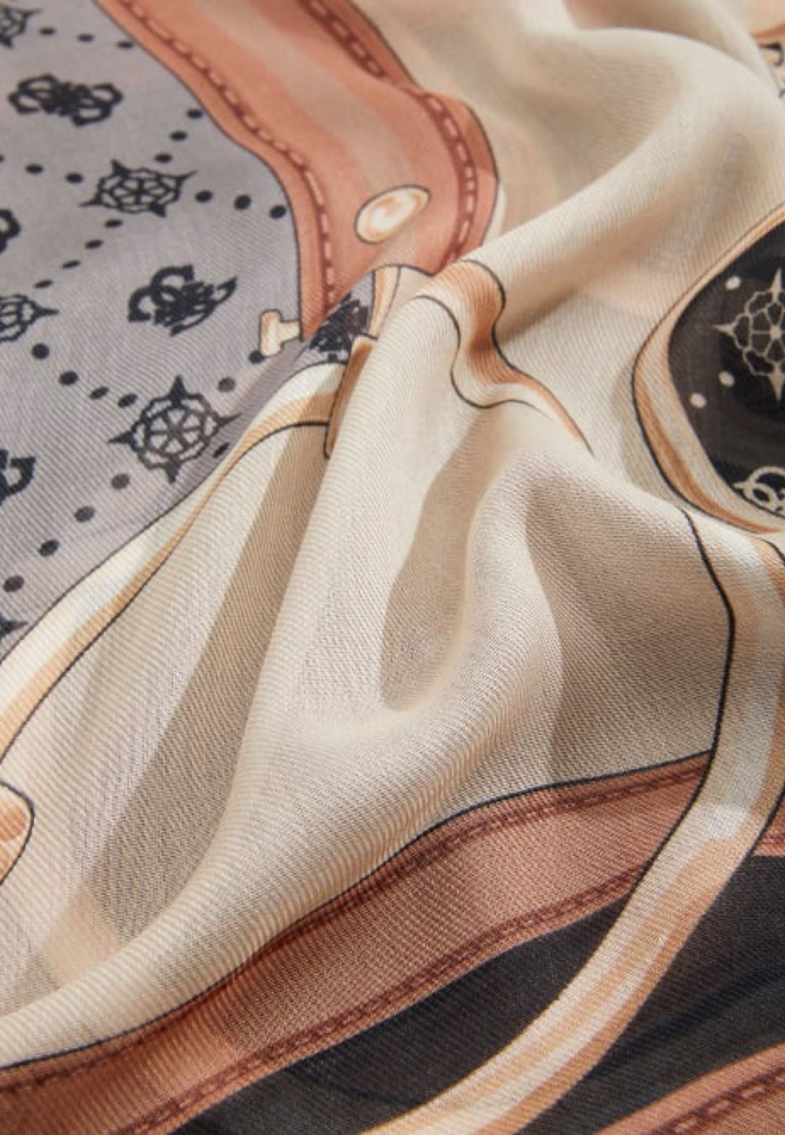 PASHMINA QUADRATO GUESS DONNA AW5452MOD03 ESL ESPRESSO LOGO