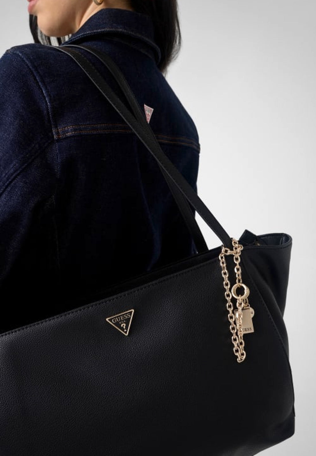 BORSA A SPALLA DONNA GUESS DEVON BG974523 BLACK